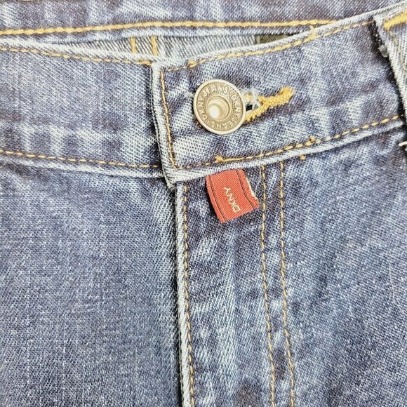 Vintage DKNY Sz 6 Women's Straight Jeans Med Wash Mid Rise Y2K No Stretch EUC - Picture 5 of 10